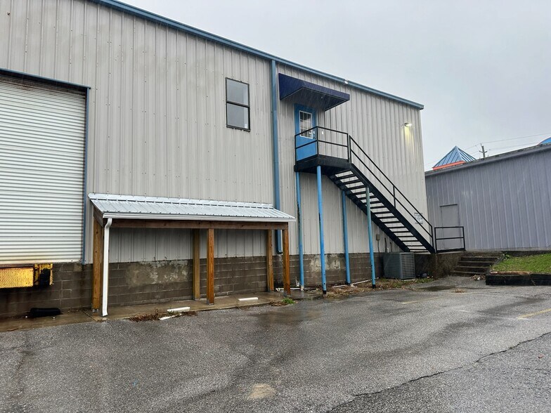 More Photos Of 12400 Front Beach Rd, Panama City Beach Light Distribution For Lease