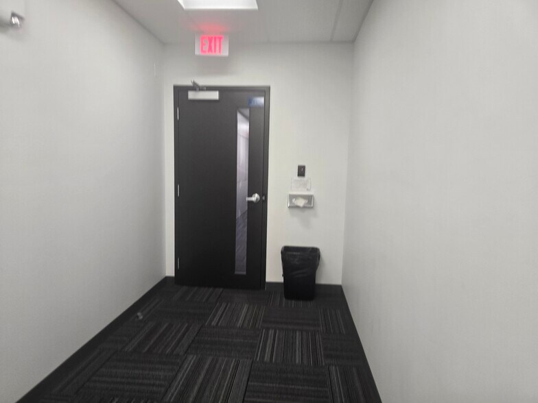 More Photos Of 5201 44 St, Bonnyville Industrial For Sale