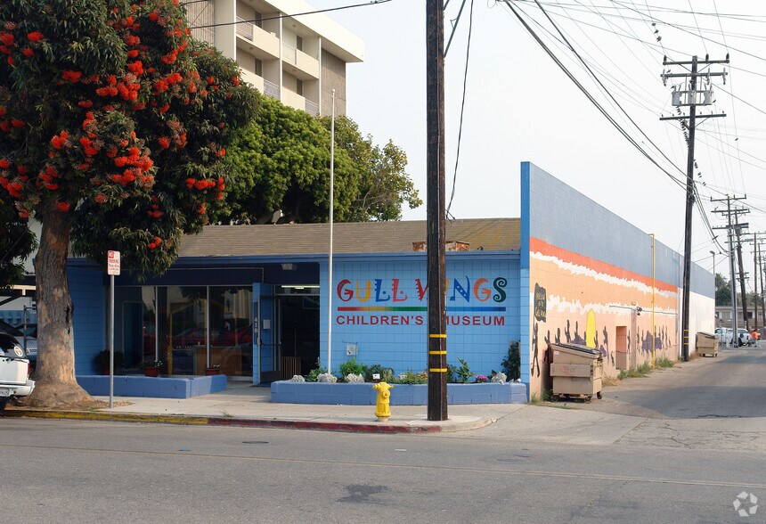 Primary Photo Of 418 W 4th St, Oxnard Medical For Sale