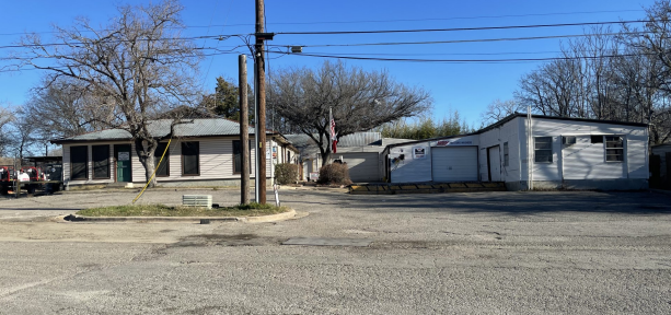 Primary Photo Of 4714 Nuckols Crossing Rd, Austin Warehouse For Lease