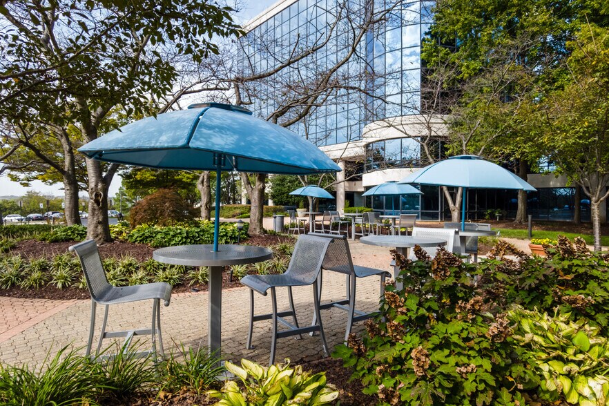 More Photos Of 6404 Ivy Ln, Greenbelt Unknown For Lease