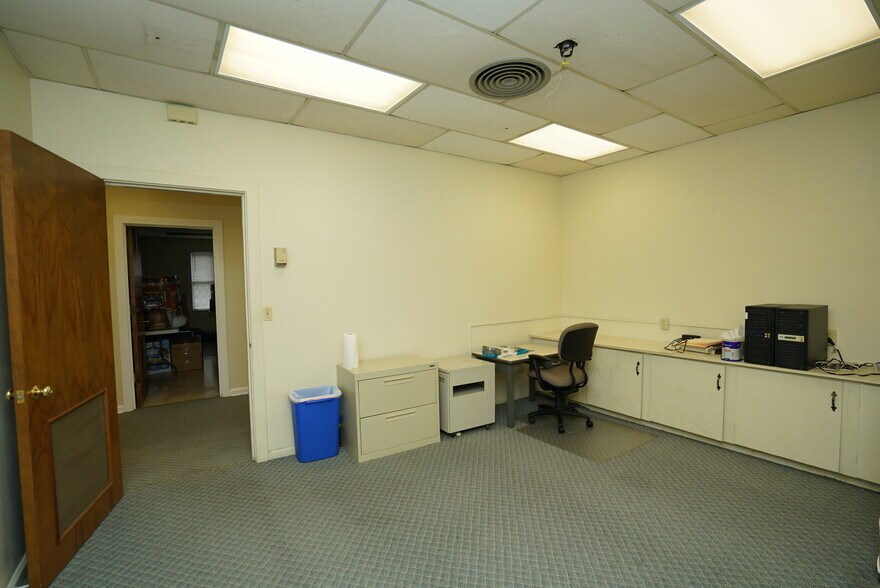 More Photos Of 4323 Primrose Rd, Columbus Religious Facility For Sale