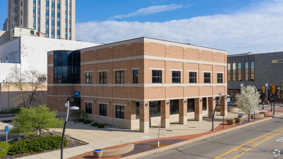 More Photos Of 1 W Michigan Ave, Battle Creek Office For Sale