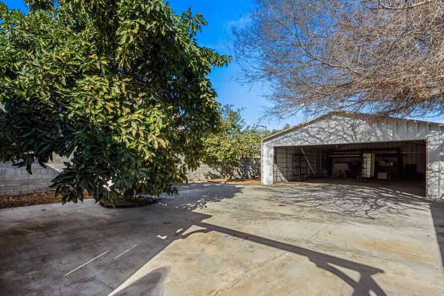 More Photos Of 339-341 E 220th St, Carson Multifamily For Sale