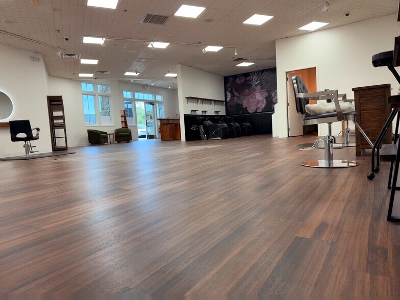 More Photos Of 451-465 Canyon del Rey Blvd, Del Rey Oaks Unknown For Lease