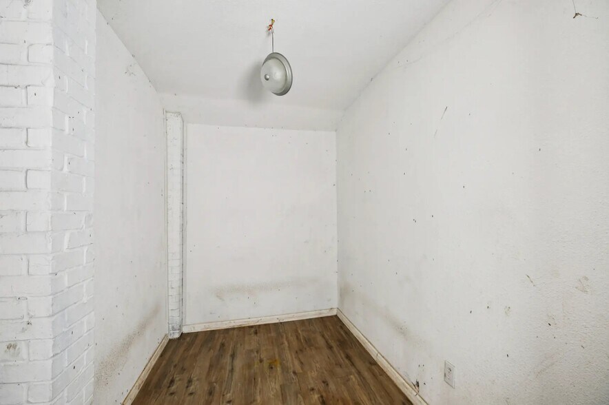 More Photos Of 242 Bishop, Livingston Apartments For Sale