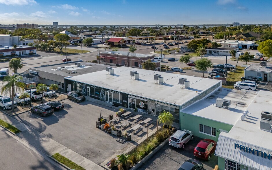 More Photos Of 1520 SE 46th Ln, Cape Coral Freestanding For Lease