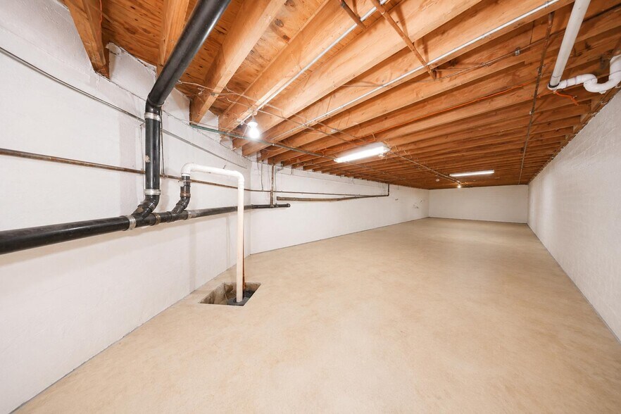 More Photos Of 2430 Stillwell Ave, Brooklyn Storefront For Sale