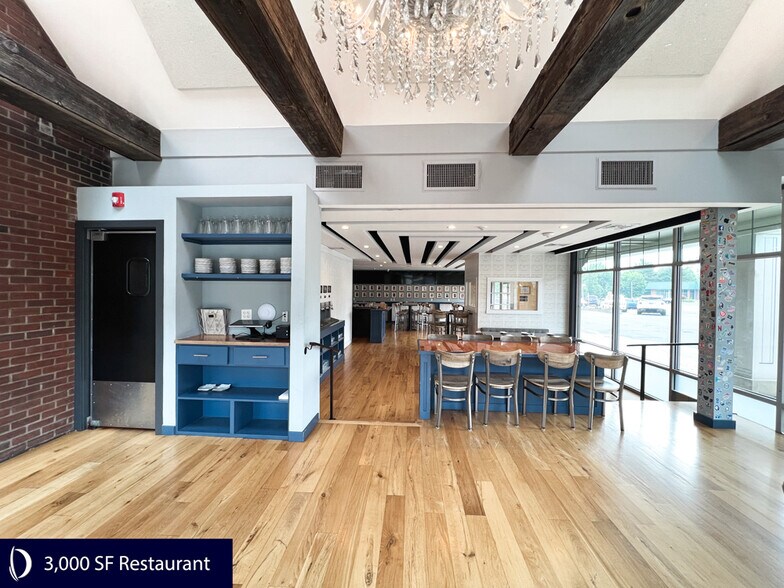 More Photos Of 942 White Plains Rd, Trumbull General Retail For Lease