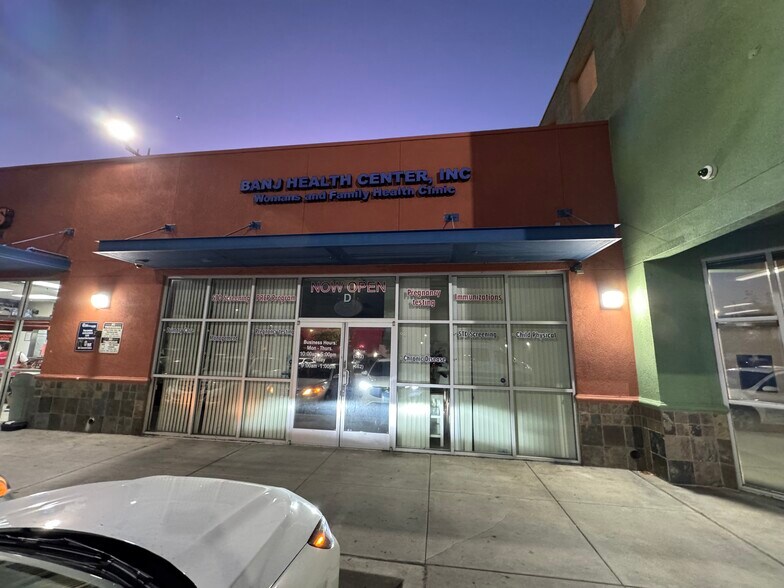 More Photos Of 1075 E Pacific Coast Hwy, Long Beach Storefront Retail Office For Sale