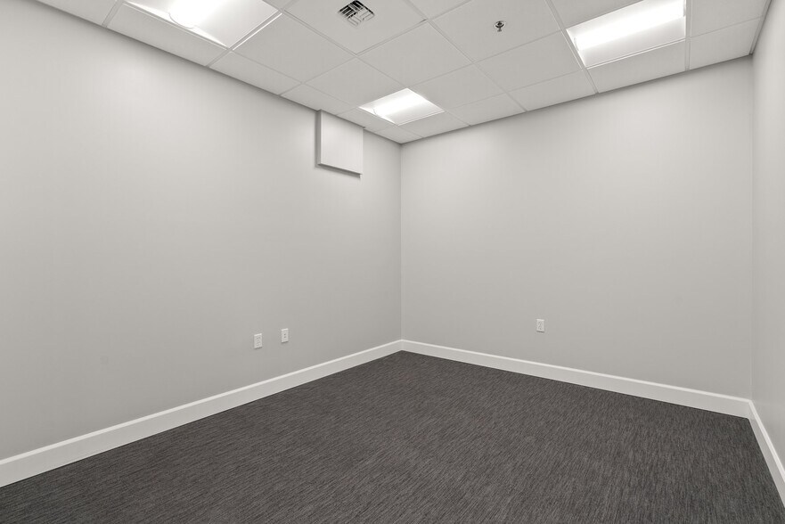 More Photos Of 4961 Main St, Tacoma Apartments For Sale