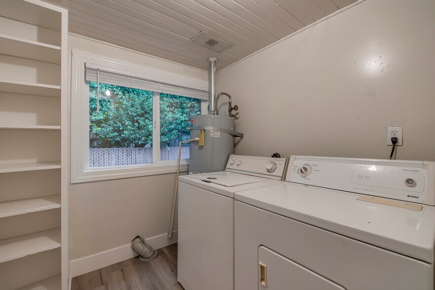 More Photos Of 1122 Stewart Ave, Chico Apartments For Sale