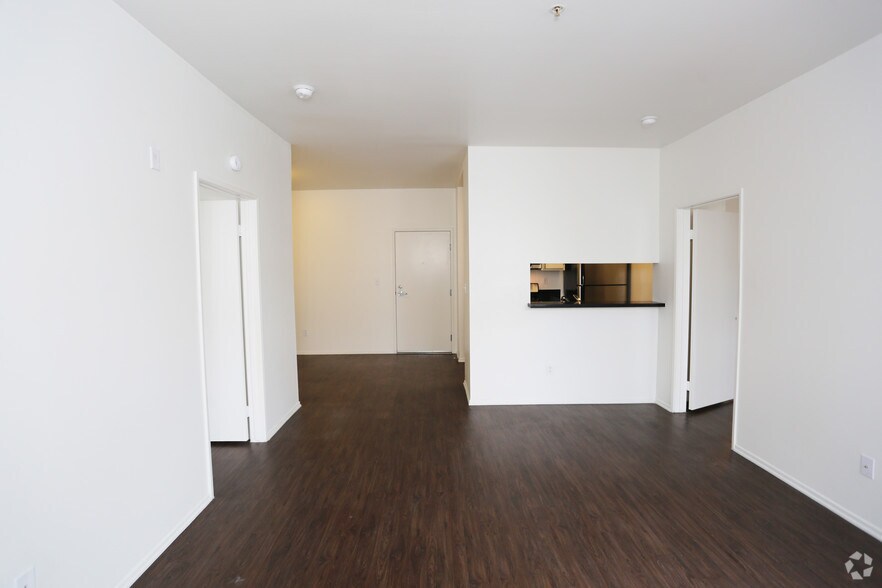 More Photos Of 401 S La Fayette Park Pl, Los Angeles Apartments For Sale