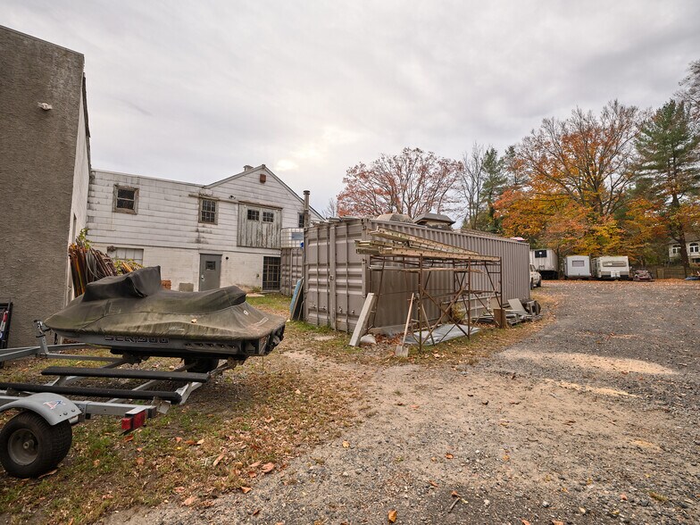 More Photos Of 522 Bustleton Pike, Churchville Auto Repair For Sale