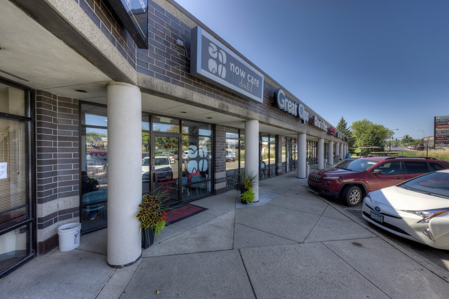 More Photos Of 1380 Duckwood Dr, Eagan Unknown For Lease