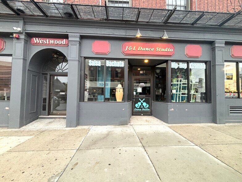 More Photos Of 54-72 Summer St, Malden Apartments For Lease