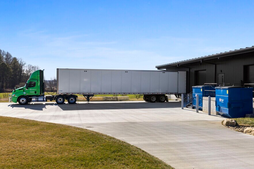 More Photos Of 110 Commercial Blvd, Flat Rock Manufacturing For Lease