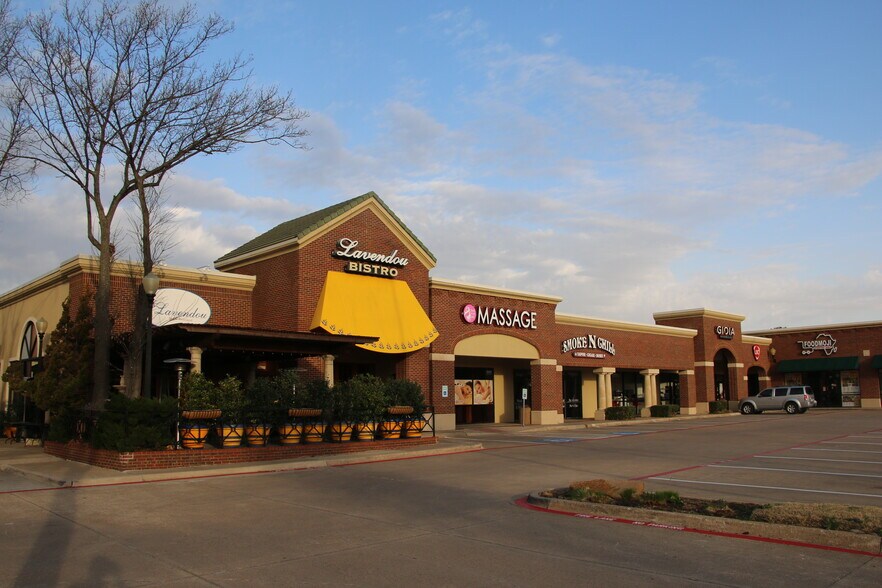 Primary Photo Of 19009 Preston Rd, Dallas Unknown For Lease