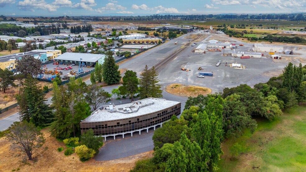 More Photos Of 2301 Napa Vallejo Hwy, Napa Manufacturing For Sale
