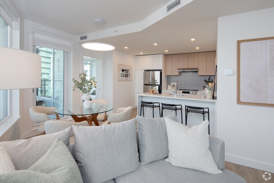 More Photos Of 515 Cottonwood Av, Coquitlam Apartments For Lease