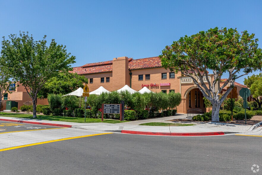 More Photos Of 2820 Historic Decatur Rd, San Diego Unknown For Lease