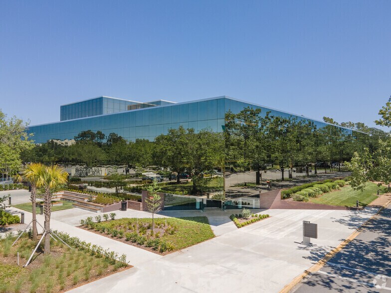 More Photos Of 6737 Southpoint Dr, Jacksonville Office For Lease