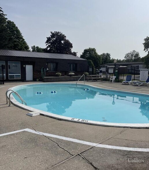 More Photos Of 39724 Amberley Rd, Wingham Manufactured Housing Mobile Home Park For Sale