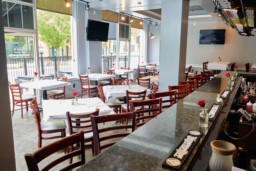 Primary Photo Of 220 Holmes Ave NE, Huntsville General Retail For Lease