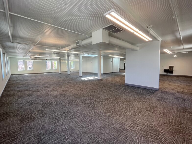 More Photos Of 2234 E 7th Ave, Tampa Loft Creative Space For Lease