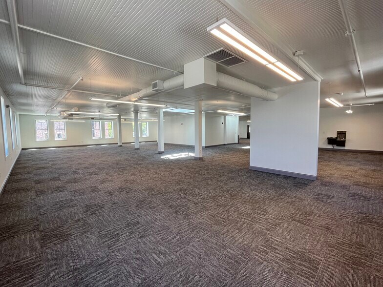 More Photos Of 2234 E 7th Ave, Tampa Loft Creative Space For Lease