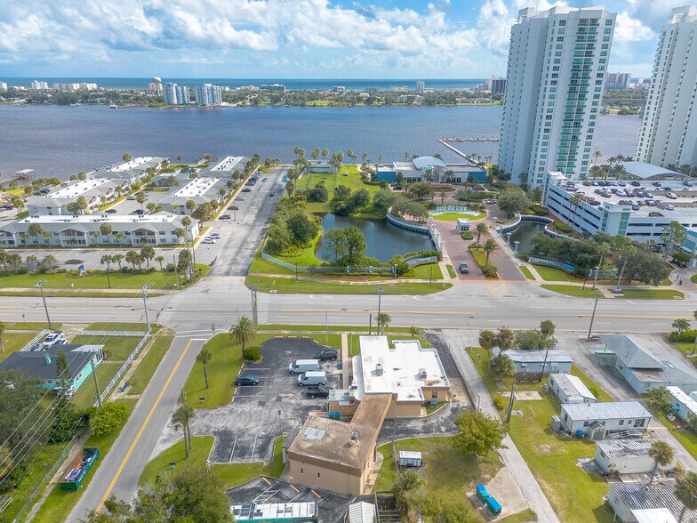 More Photos Of 258 Riverside Dr, Daytona Beach Storefront Retail Office For Sale