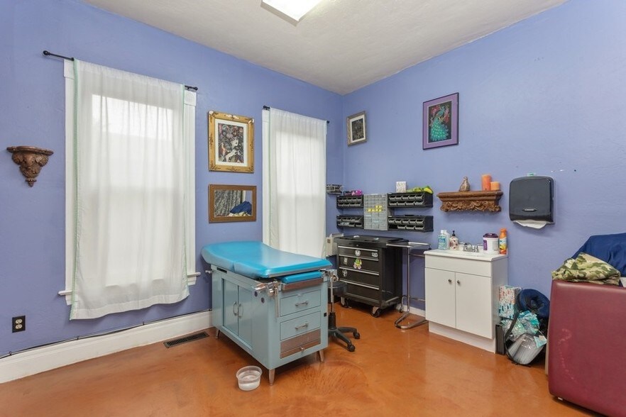 More Photos Of 537 Main St, Placerville Freestanding For Sale