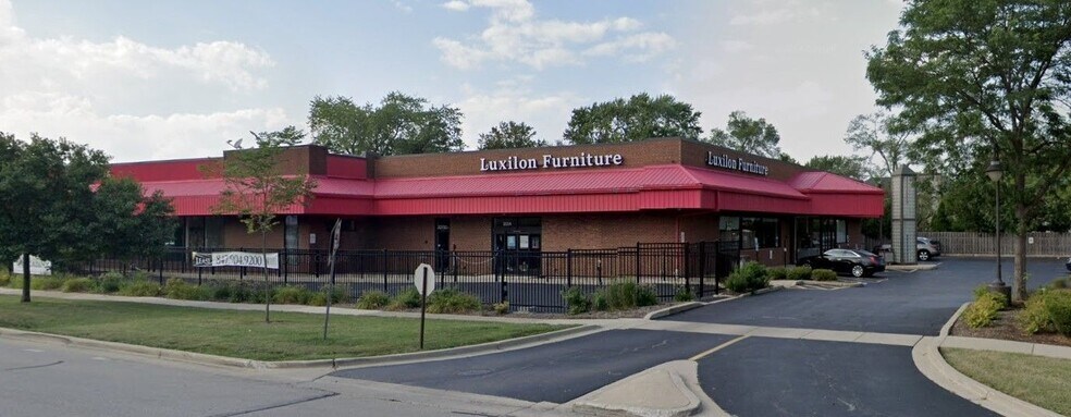 More Photos Of 3222 Glenview Rd, Glenview General Retail For Lease