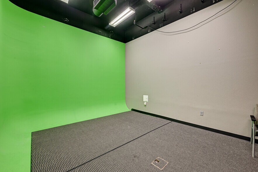 More Photos Of 3175 Saint Rose Pky, Henderson Medical For Lease