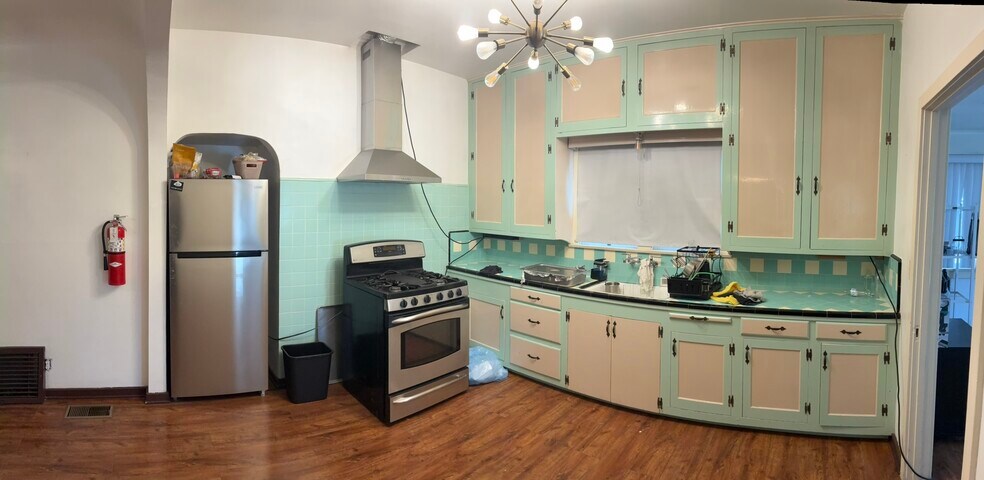 More Photos Of 15395 Foothill Blvd, Fontana Freestanding For Sale