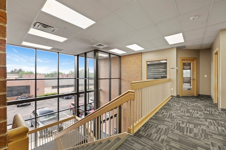 More Photos Of 3850 N Grant Ave, Loveland Medical For Lease