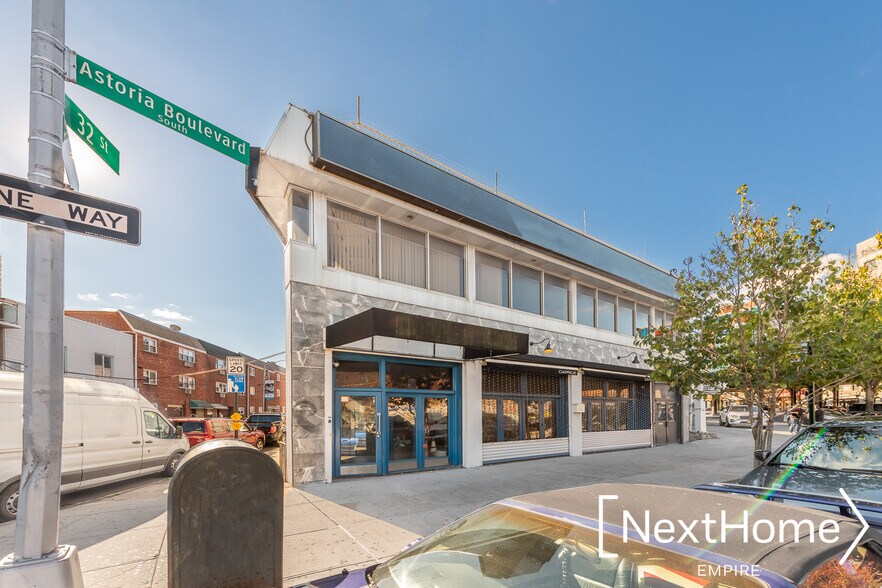 More Photos Of 3106 Astoria Blvd, Astoria Office Residential For Sale