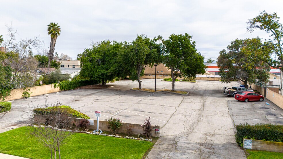 More Photos Of 524 E Pasadena St, Pomona Religious Facility For Sale