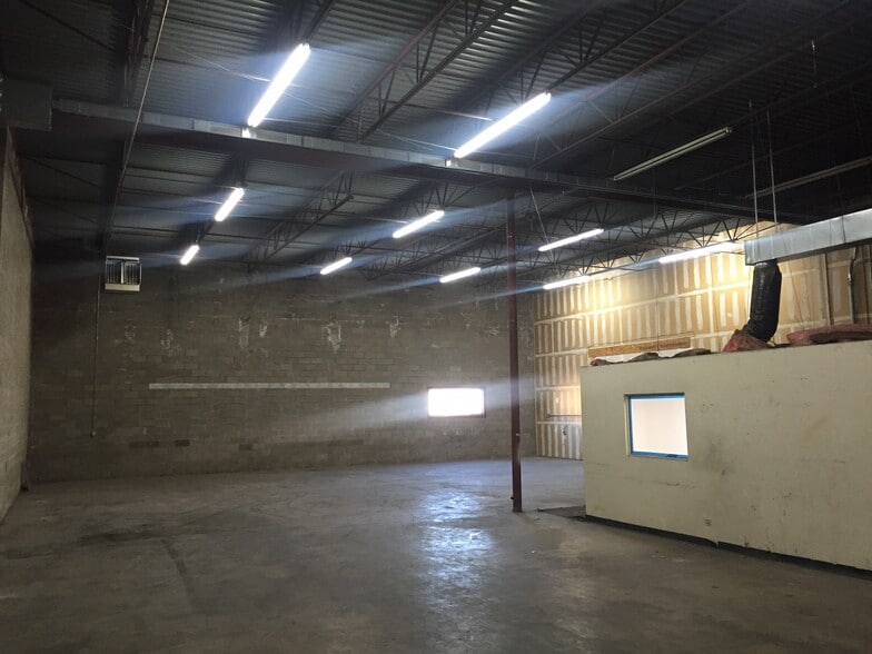 More Photos Of 5641-5691 E 56th Ave, Commerce City Manufacturing For Lease