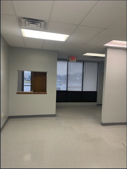 More Photos Of 244 Olive St, South Bend Light Manufacturing For Lease