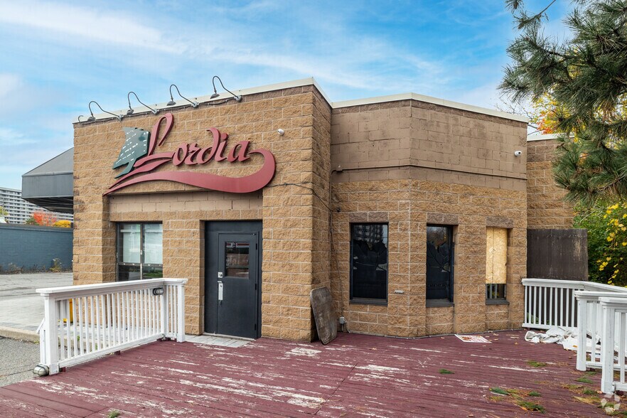 More Photos Of 1151 Ogilvie Rd, Ottawa Restaurant For Sale