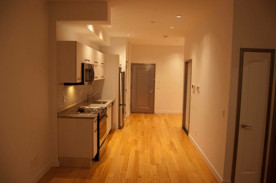 More Photos Of 114-116 Greenpoint Ave, Brooklyn Apartments For Sale