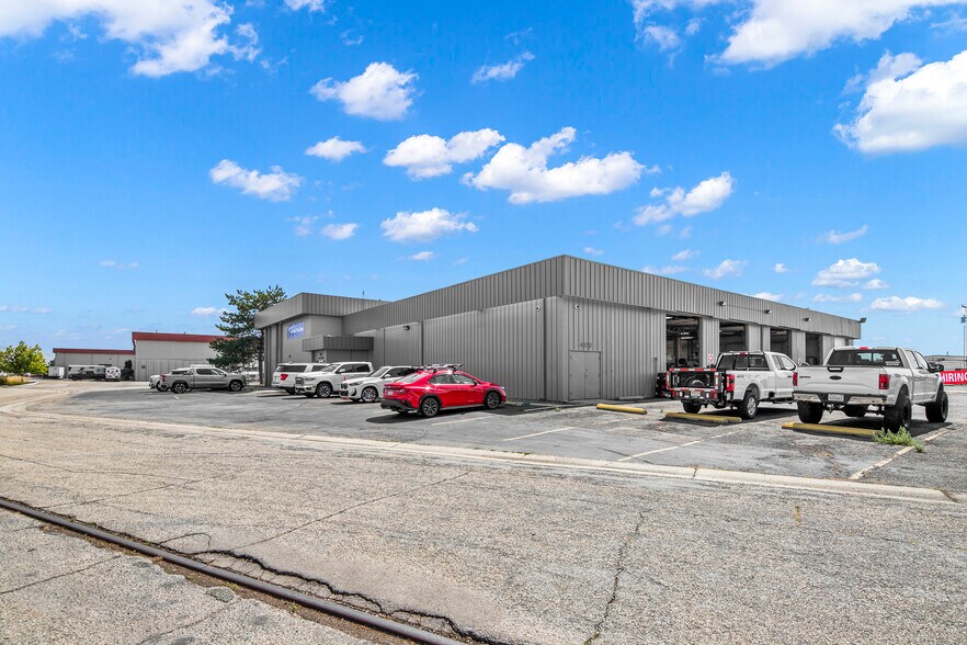 More Photos Of 4450 Enterprise St, Boise Truck Terminal For Sale