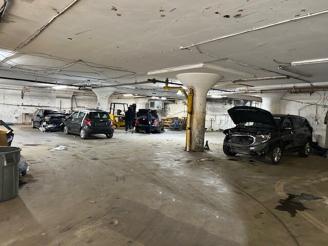 More Photos Of 122-128 N 11th St, Newark Manufacturing For Sale