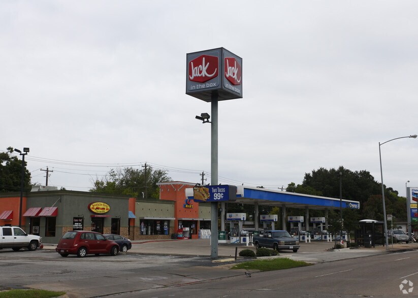 More Photos Of 8410 Hillcroft St, Houston Fast Food For Lease