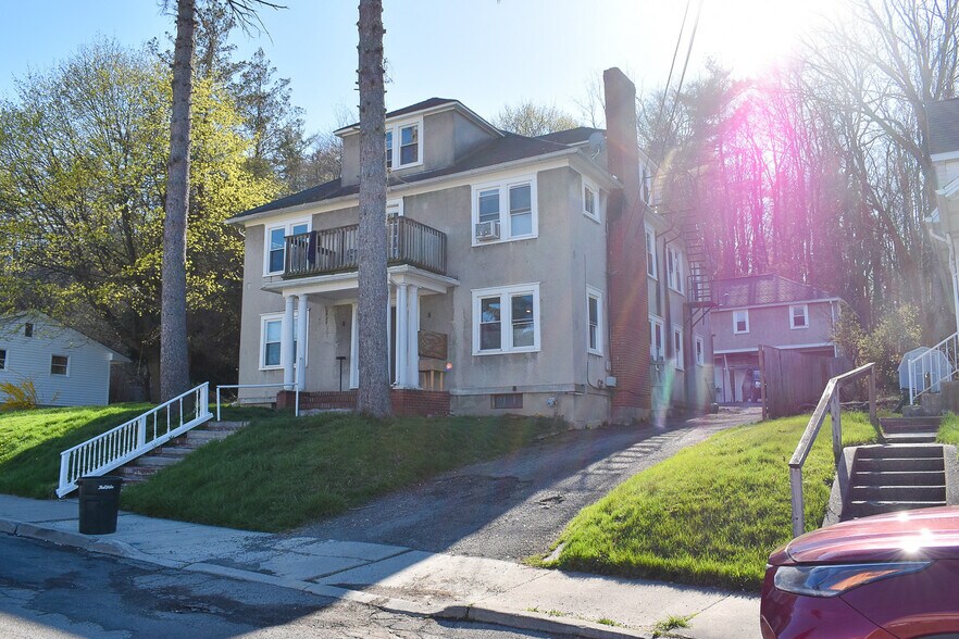Primary Photo Of 514 Davis Ave, Endicott Apartments For Sale