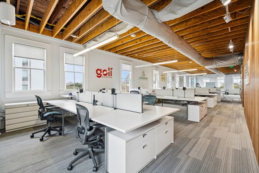 More Photos Of 121 Calhoun St, Charleston Office Residential For Lease