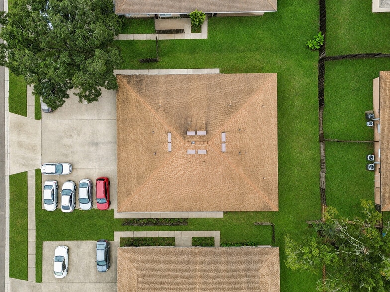 More Photos Of 3132 Bloomingdale Villas Ct, Brandon Apartments For Sale