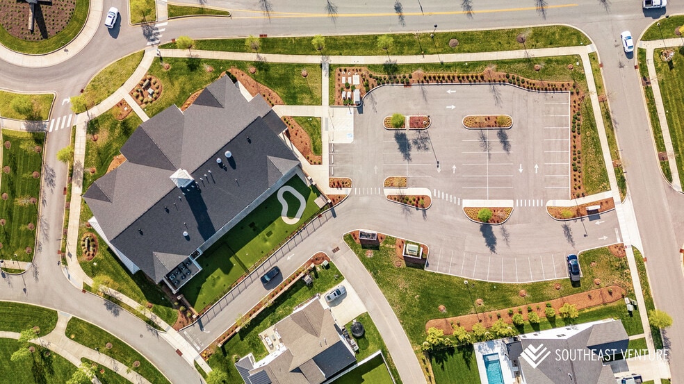 More Photos Of 1660 Drakes Creek Rd, Hendersonville Daycare Center For Lease