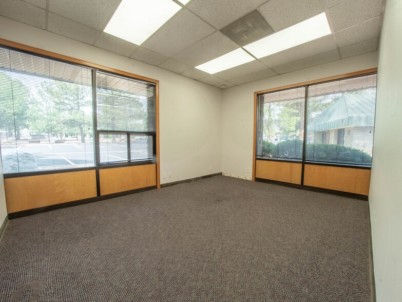 More Photos Of 1515 E Cedar Ave, Flagstaff Office For Lease